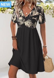 ROTITA Leaf Print Black Short V Neck Dress